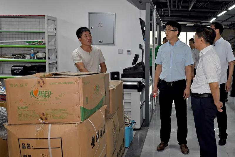督察师生服务中心商业中心商铺建设工程