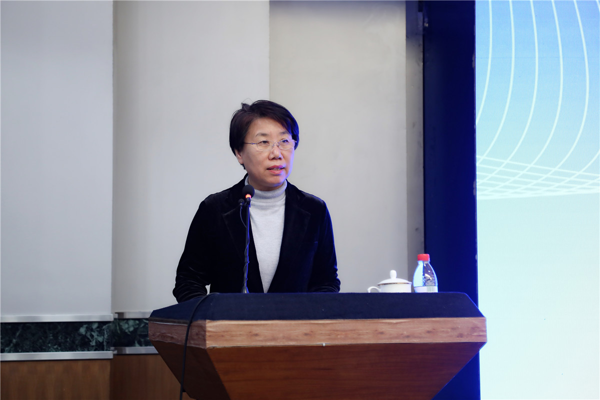 辽宁省社科联科研工作部部长李红发表致辞
